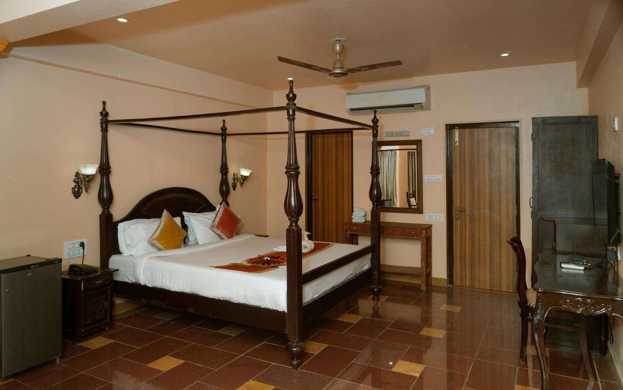 Udai Nature Valley Resort - A Peace Full Farmhouse Resort Udaipur Exterior photo