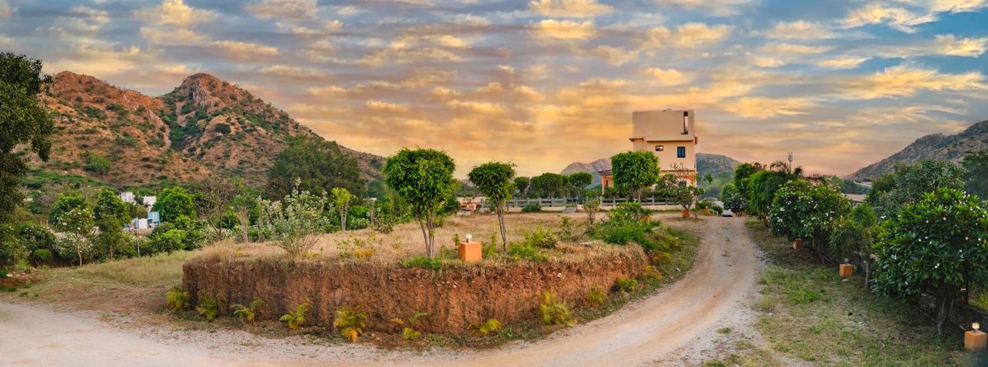 Udai Nature Valley Resort - A Peace Full Farmhouse Resort Udaipur Exterior photo