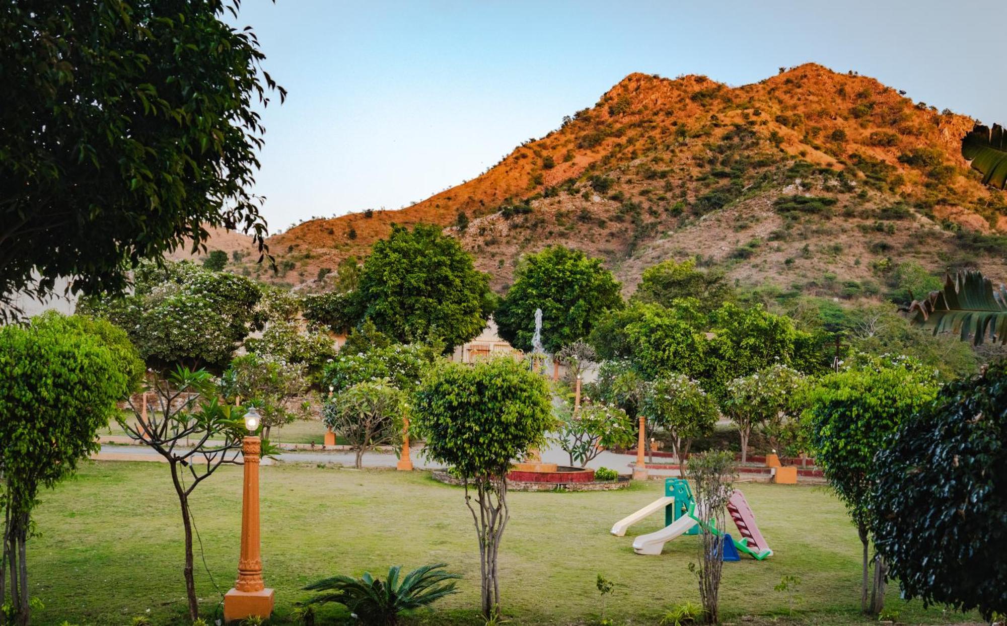 Udai Nature Valley Resort - A Peace Full Farmhouse Resort Udaipur Exterior photo